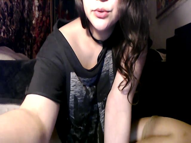 Live sex webcam photo for ZolaRose #269540622