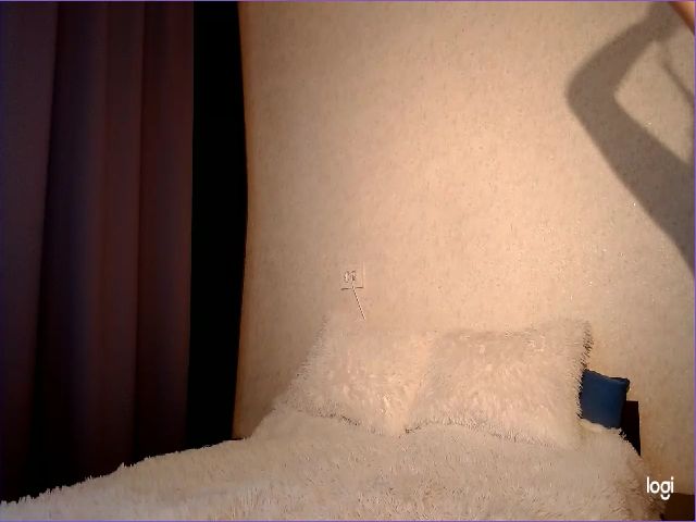 Live sex webcam photo for LulyXX #269535226