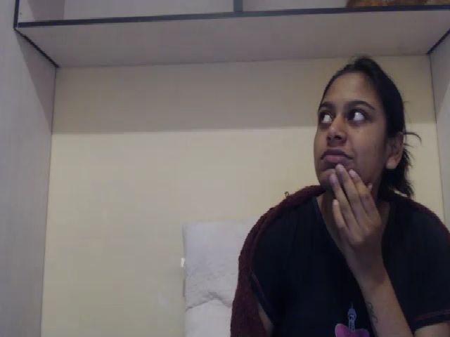 Live sex webcam photo for Indianclassy #269539753