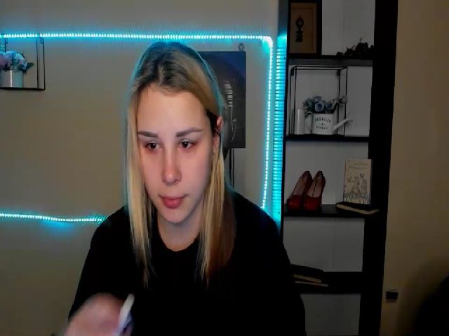 Live sex webcam photo for PolliMilk #269535021