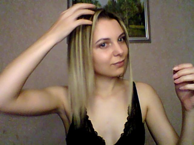 Live sex webcam photo for BreeAngel #269540590