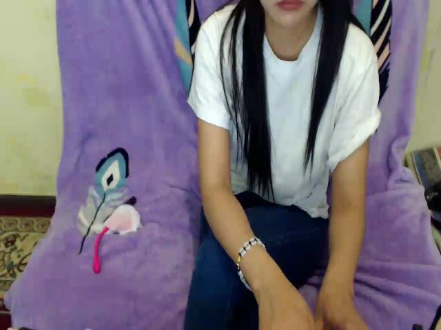 Live sex webcam photo for Maki__ #269549101