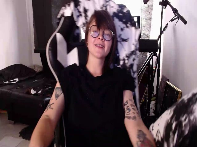 Live sex webcam photo for Arya_stark_ #269546289