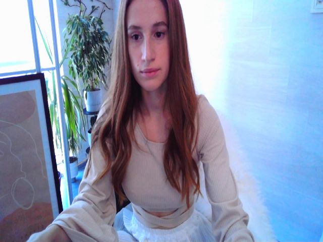 Live sex webcam photo for LovelyBvnny #269539334