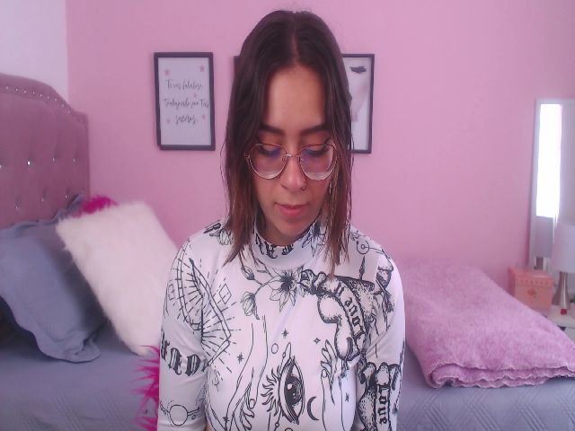 Live sex webcam photo for SamPuckett #269546400