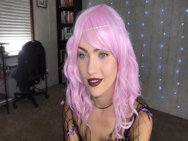 Live sex webcam photo for LivGrey #269536461