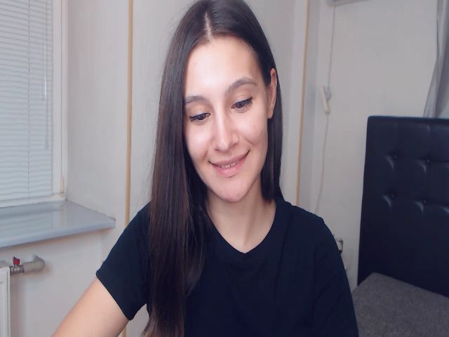 Live sex webcam photo for Asoll77 #269544753