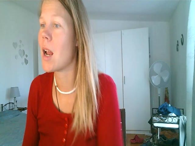 Live sex webcam photo for CallMeMaria #269539670