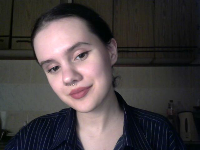 Live sex webcam photo for Mss_Veronika #269550967