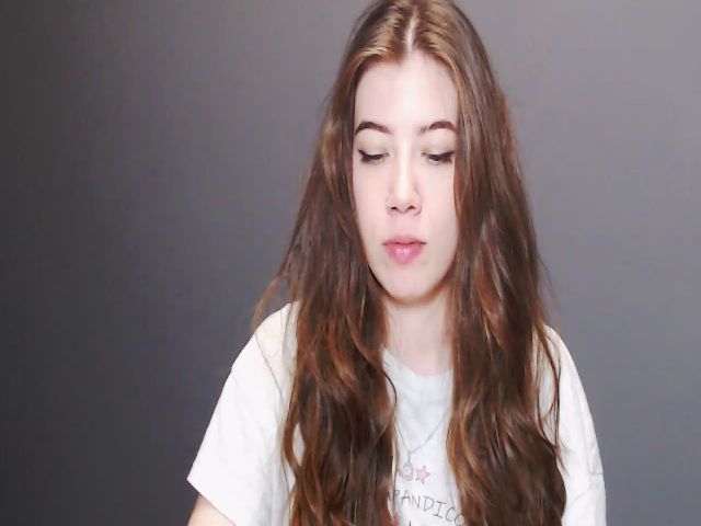 Live sex webcam photo for Oopsbritney #269548980