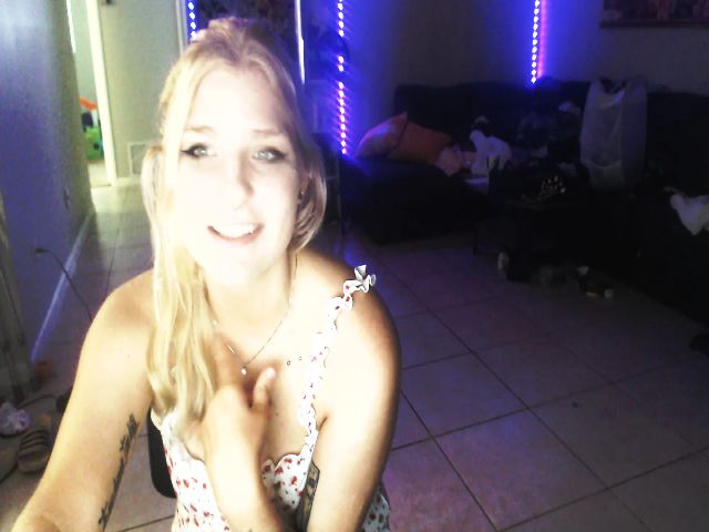 Live sex webcam photo for Whorde #269545490