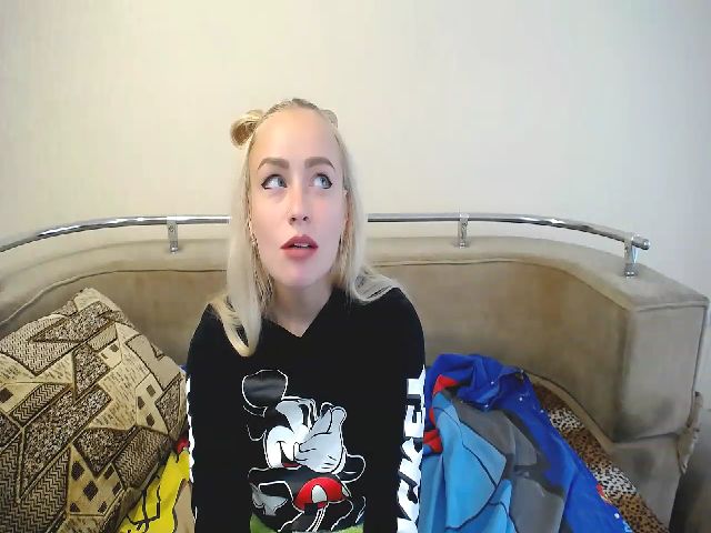 Live sex webcam photo for Star_And_Moon #269541576