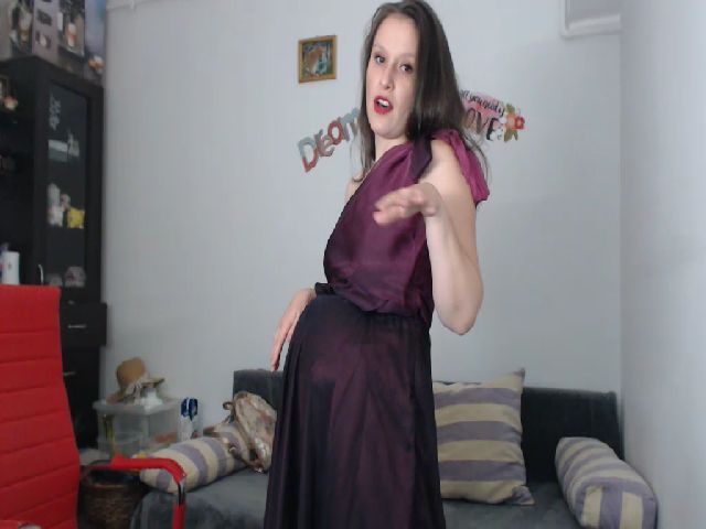 Live sex webcam photo for Barb__ #269550500