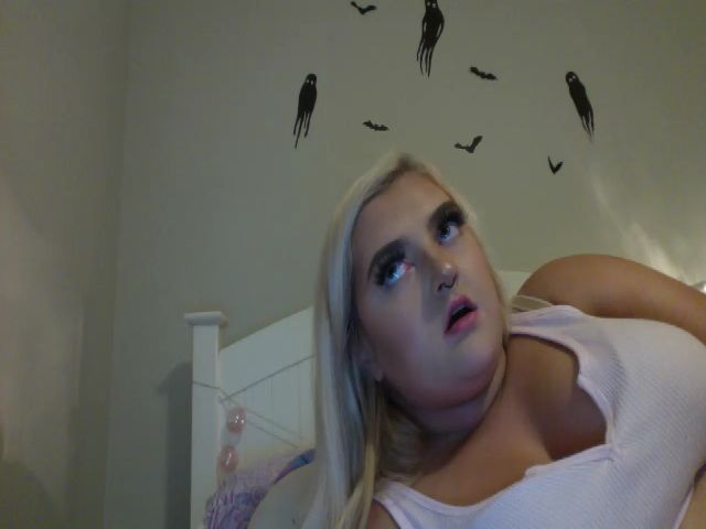 Live sex webcam photo for Angelslut__ #269551672