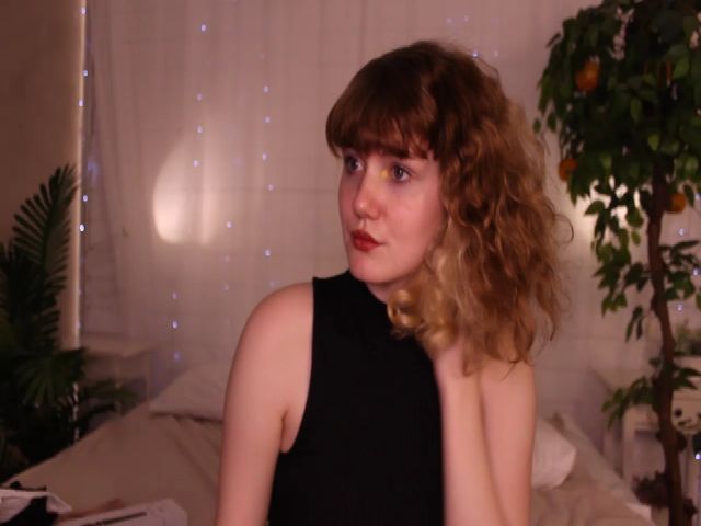 Live sex webcam photo for Margo_m #269549313