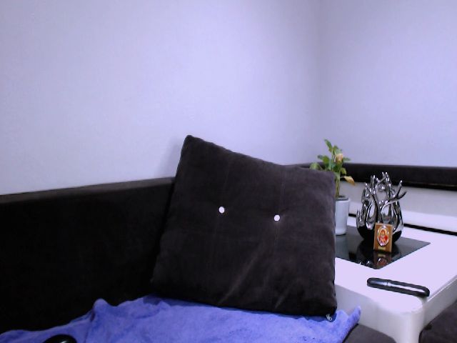 Live sex webcam photo for AddaDivine #269549344