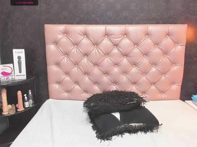 Live sex webcam photo for Sheeryl #269542760