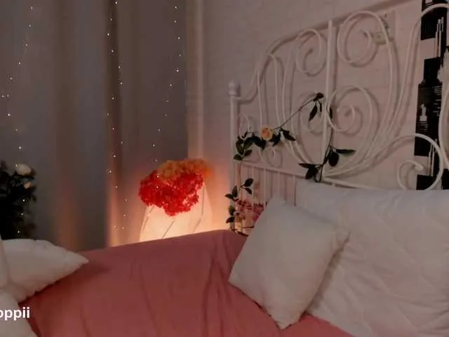 Live sex webcam photo for MargaretLovy #269542449