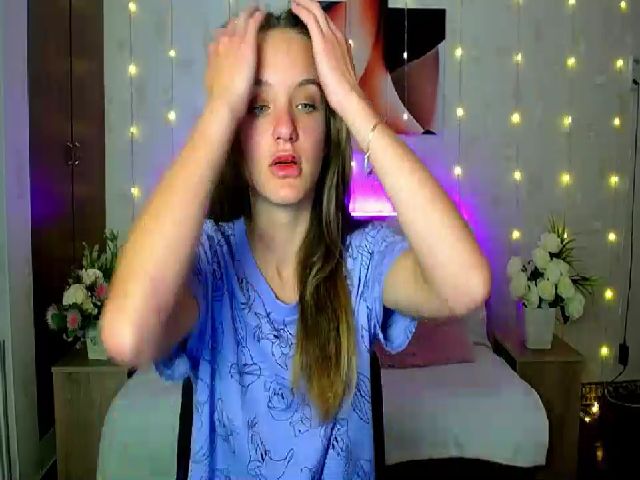 Live sex webcam photo for Tessa_Hot #269543884