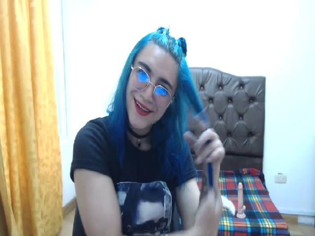 Live sex webcam photo for Carolinforbes #269549259