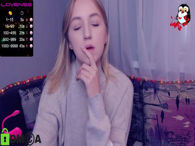 Live sex webcam photo for Yourdivine #269539340