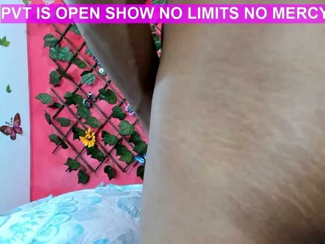 Live sex webcam photo for Sex-LatinBoy #269541990