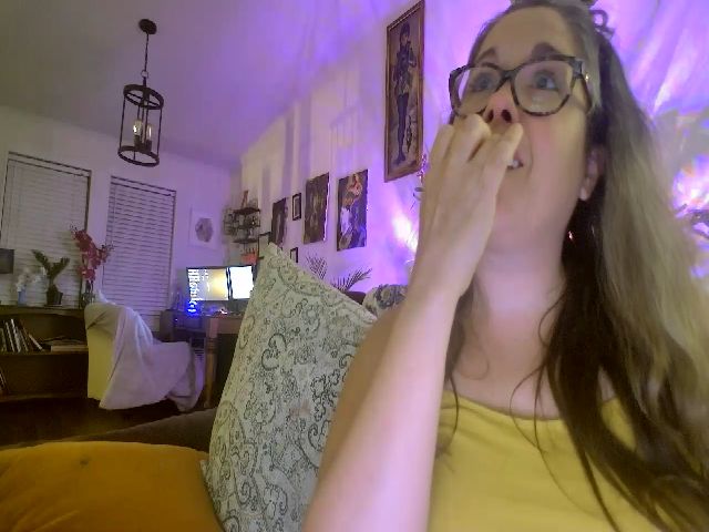 Live sex webcam photo for Laural55 #269535912