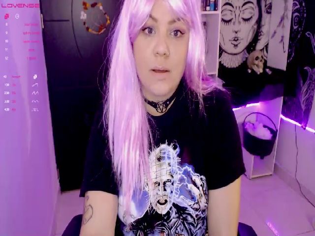 Live sex webcam photo for Clairebays_ #269532974