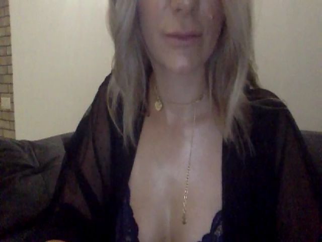 Live sex webcam photo for Godgiven111 #269551794