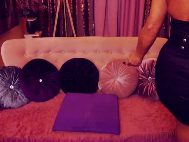 Live sex webcam photo for LadyJosette #269552575