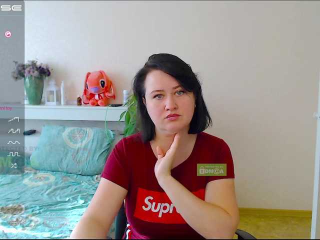 Live sex webcam photo for NewAnna #269557863