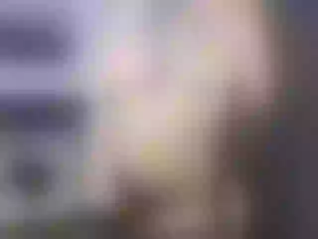 Live sex webcam photo for -EliSwan- #269566373