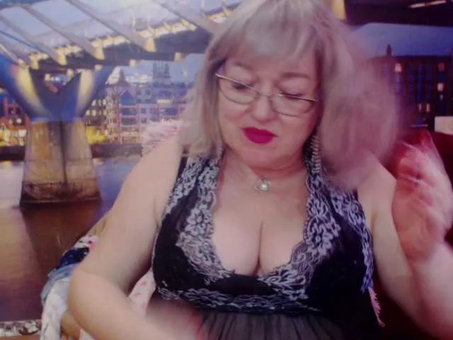 Live sex webcam photo for StarMarmelada #269561994