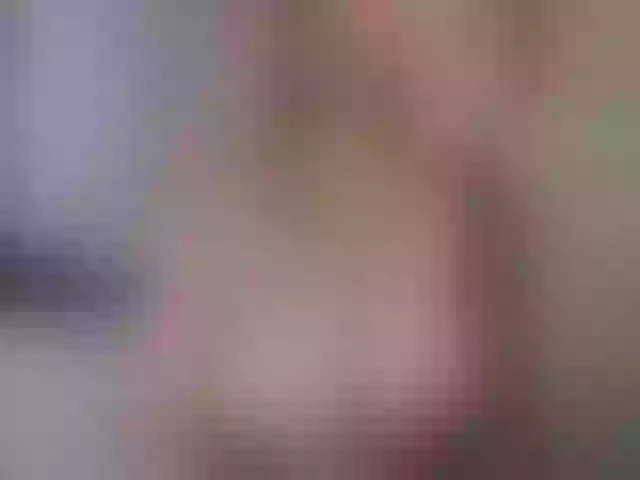 Live sex webcam photo for JennyMILFx #269566771