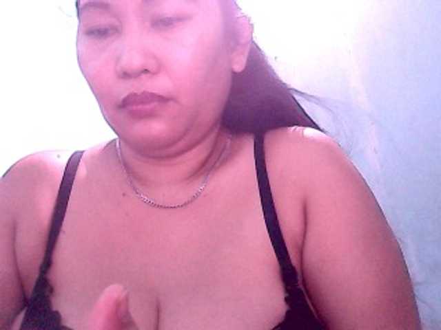 Live sex webcam photo for wildmom4u #269562237