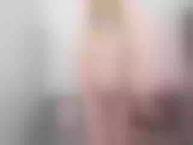 Live sex webcam photo for NicolMoon3 #269566964
