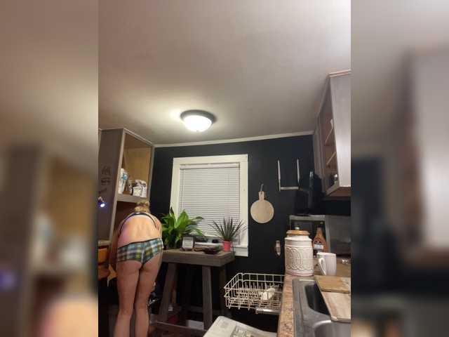 Live sex webcam photo for Esagee #269561926