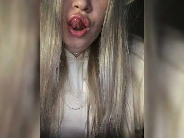 Live sex webcam photo for SuchkaCam #269561643