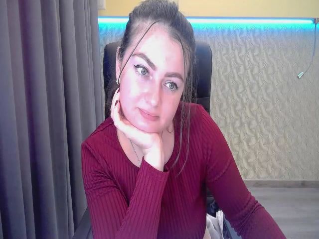 Live sex webcam photo for VictoriaFae #269560018