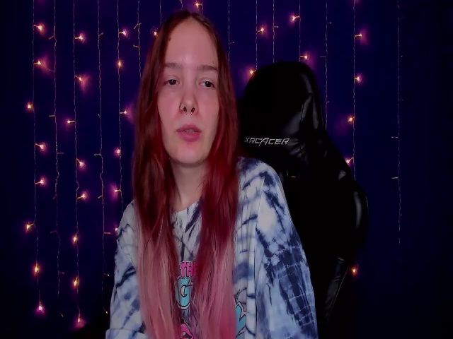 Live sex webcam photo for JaneNichols #269554599