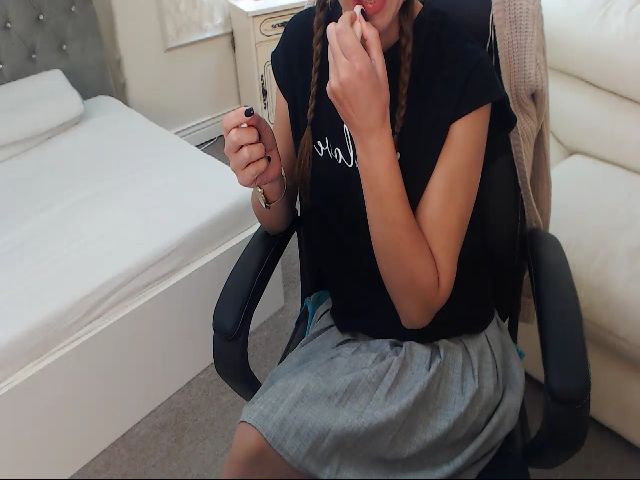 Live sex webcam photo for SexyFantasyBB #269559902