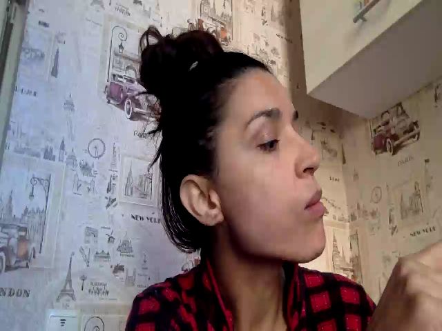 Live sex webcam photo for JolyBoss #269559350