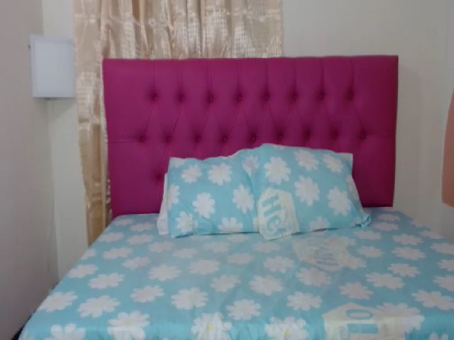 Live sex webcam photo for sophiie_fox #269554703