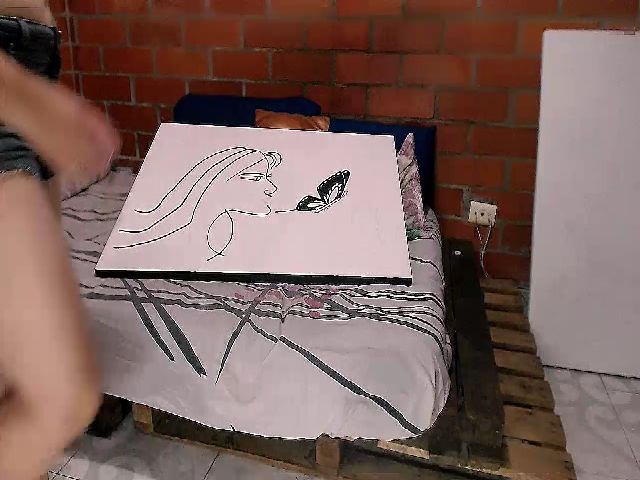 Live sex webcam photo for SaimaJayeb #269572089