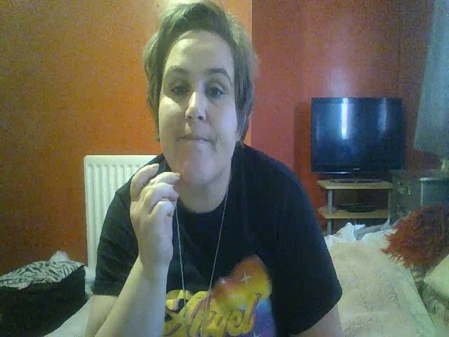Live sex webcam photo for YUMMYMUMMY39 #269563270