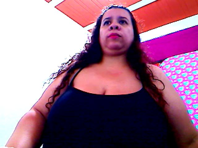 Live sex webcam photo for LatinaBigAss4 #269554007