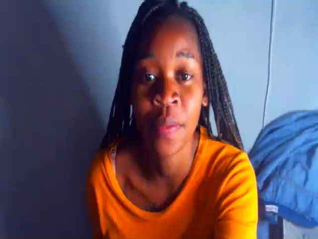 Live sex webcam photo for AfricanAss01 #269562966