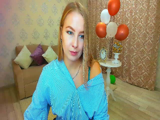 Live sex webcam photo for ElegantLook #269556882