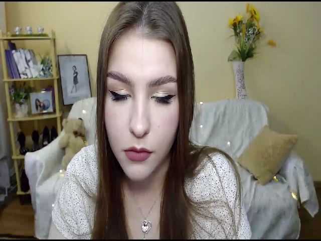Live sex webcam photo for MagicGirl1 #269559739