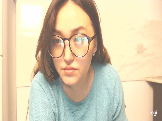 Live sex webcam photo for HrnyTeacher #269571615